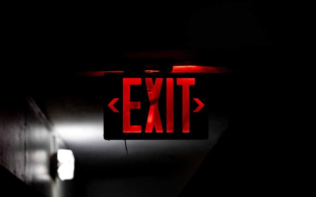 Dinas Damkar Mahakam Ulu Latihan Simulasi di Pinggir Sungai